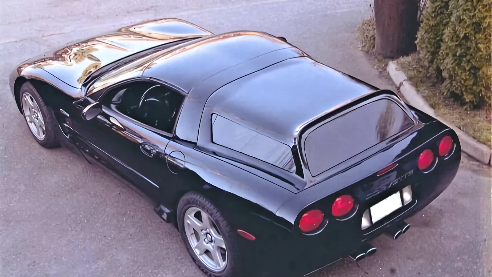 Click to Enlarge-Esc to Close Corvette Generations/C5/C5 2000 Sports Wagon.webp